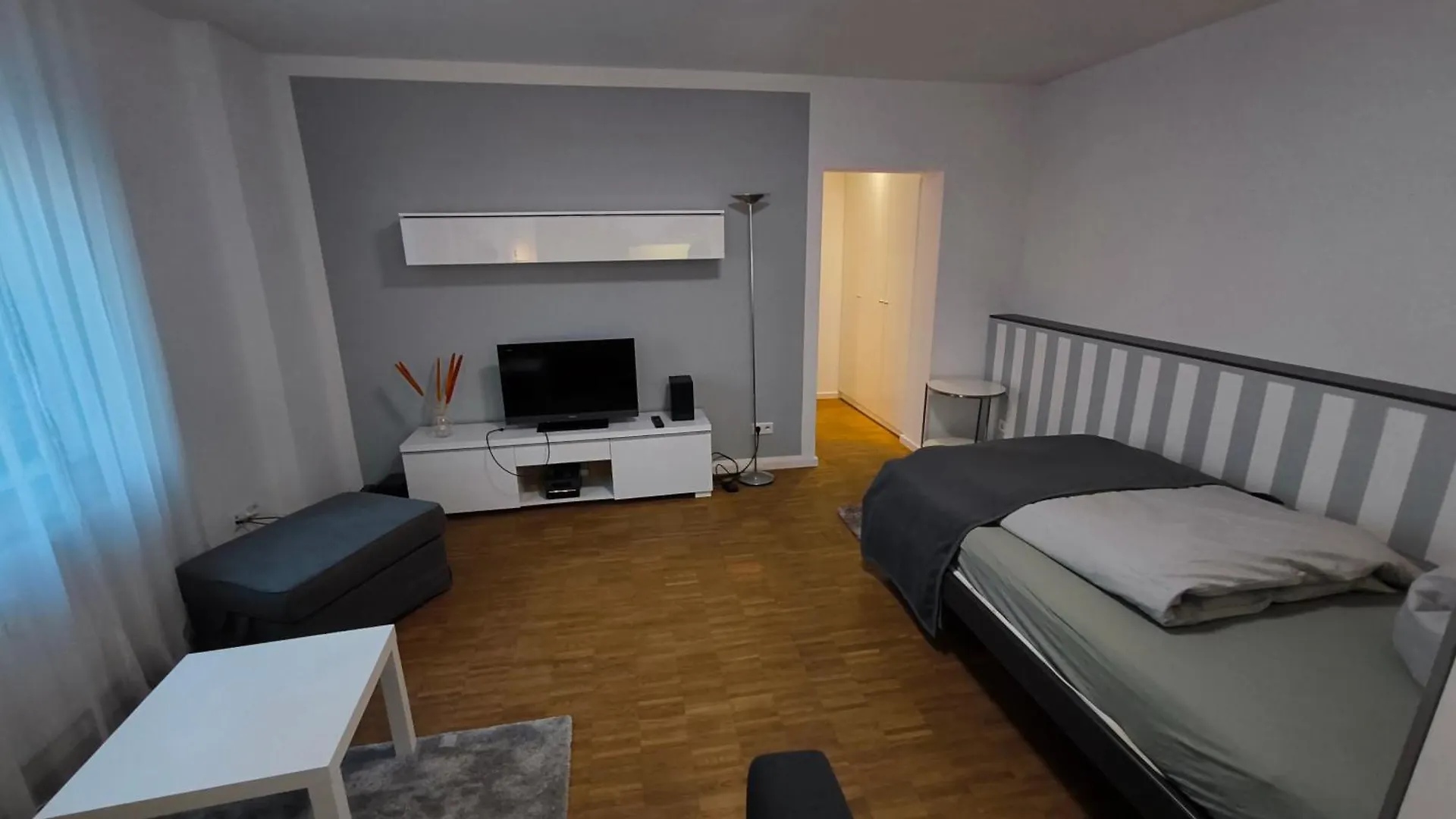 Komfort Apartment In Duesseldorf